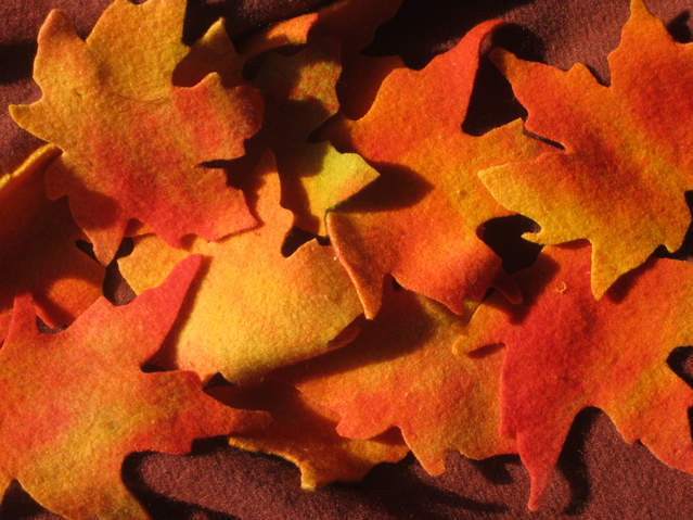 autumn leaves wool penny rug free pattern